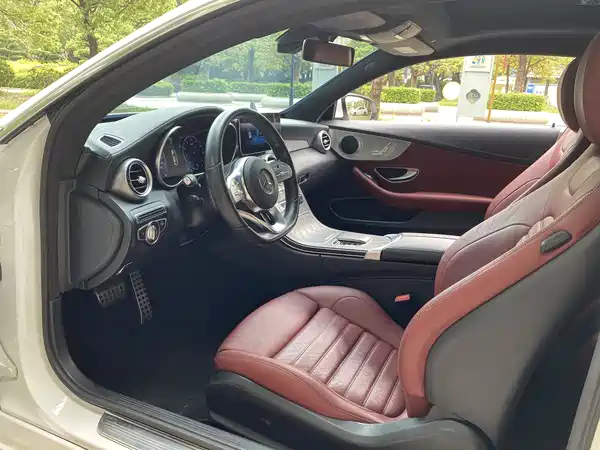 Mercedes-Benz C-Class 2019