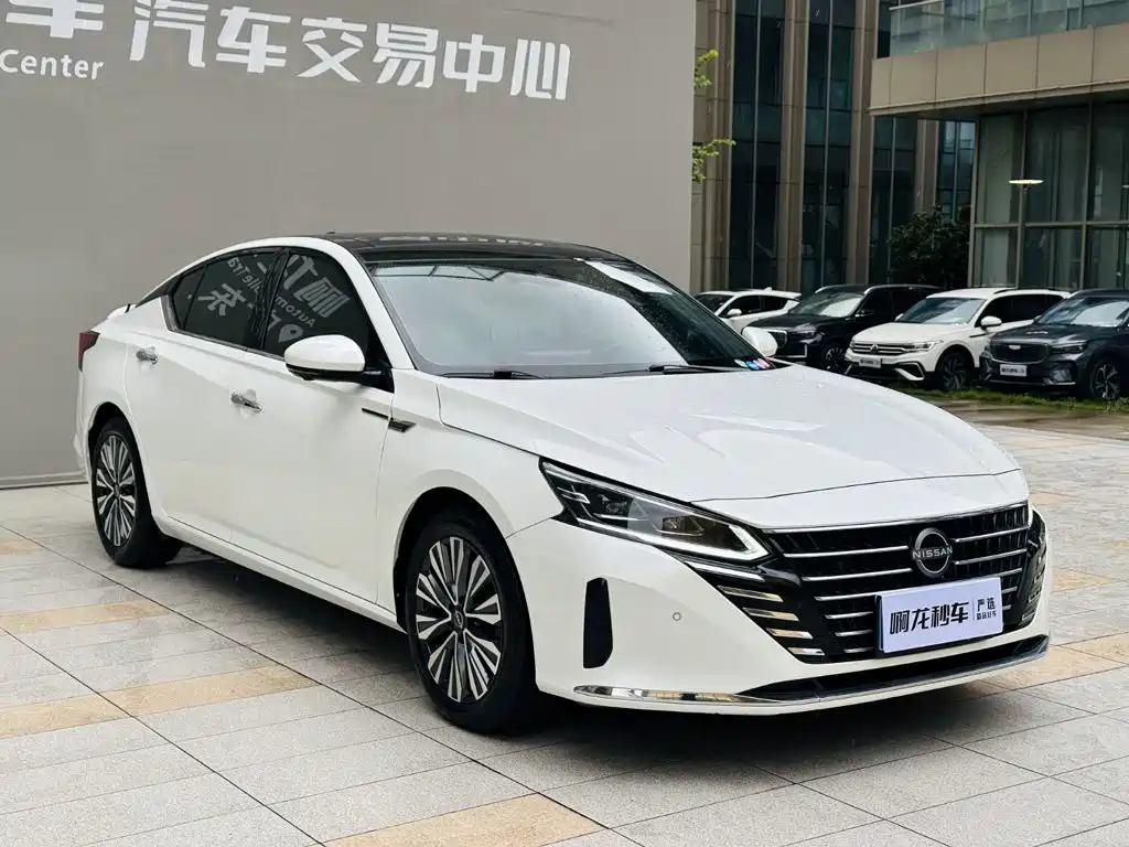 Nissan Teana 2023