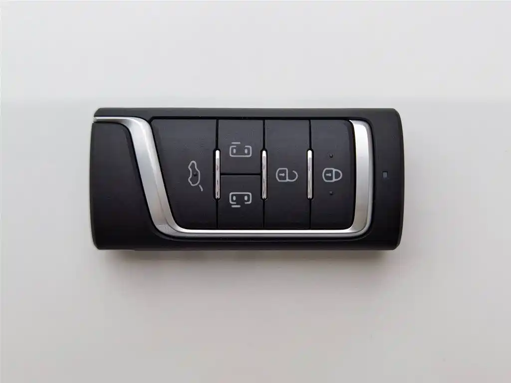 GAC Motor Trumpchi M8 2020 — фото 11
