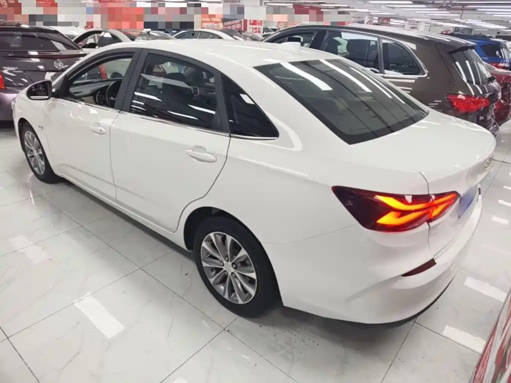 Chevrolet Cruze 2021