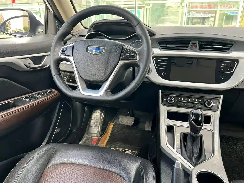 Geely Vision 2018 — фото 10