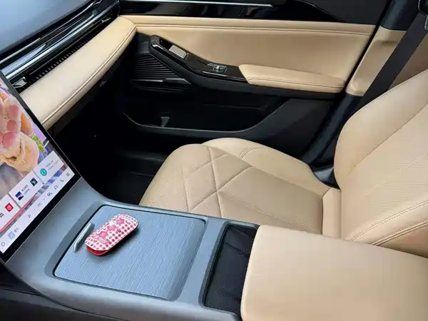 Geely Galaxy L6 2024