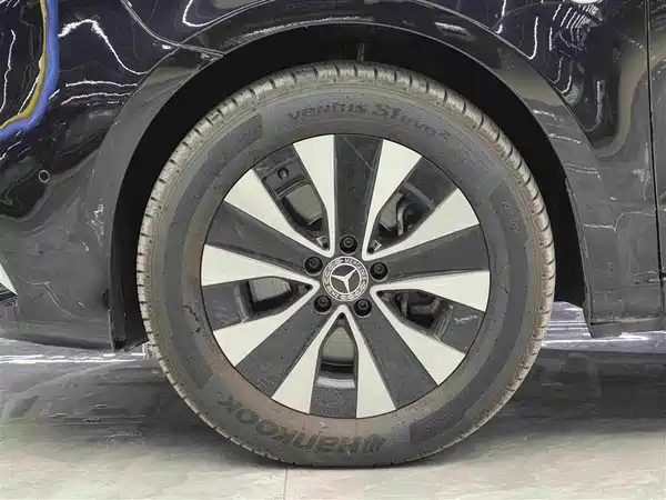 Mercedes-Benz Vito 2024