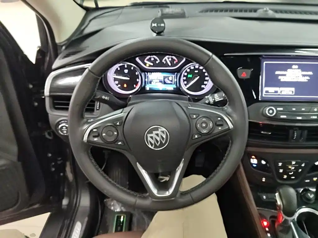 Buick Envision Plus 2018 — фото 11