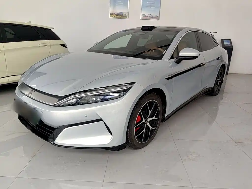 BYD Han L 2025
