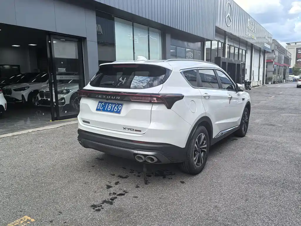 Jetour X70 PLUS 2023 — фото 12