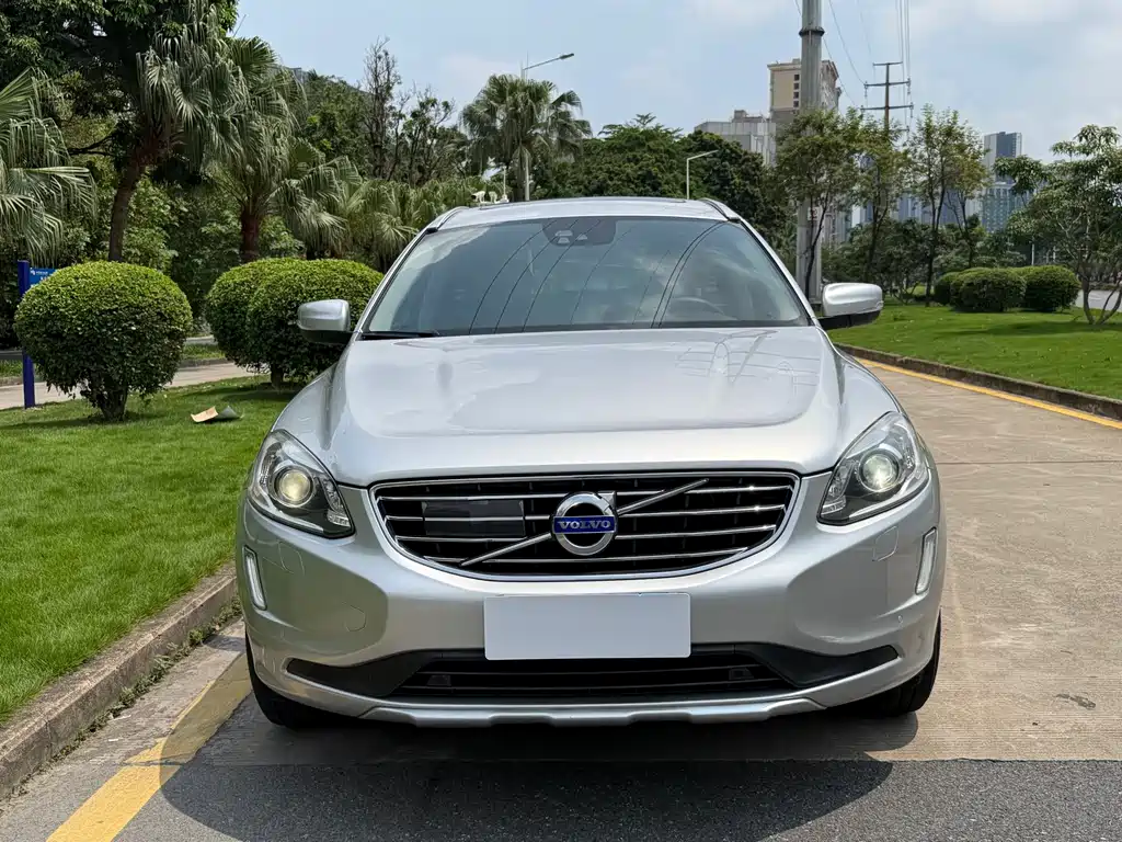 Volvo XC60 2015 — фото 2