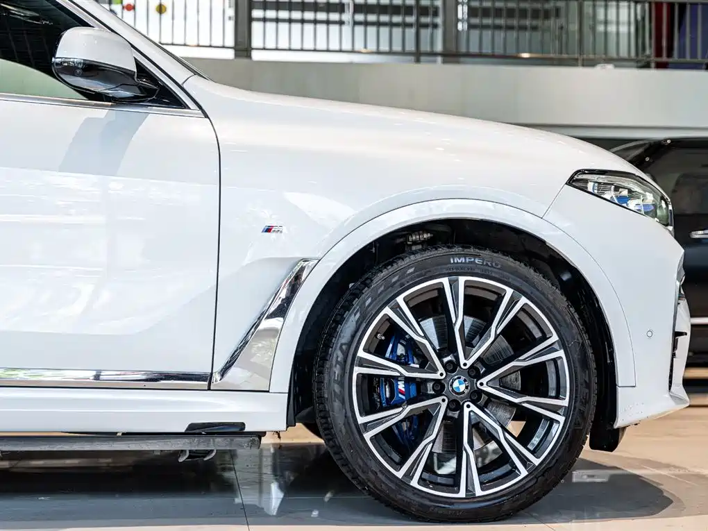 BMW X7 2020
