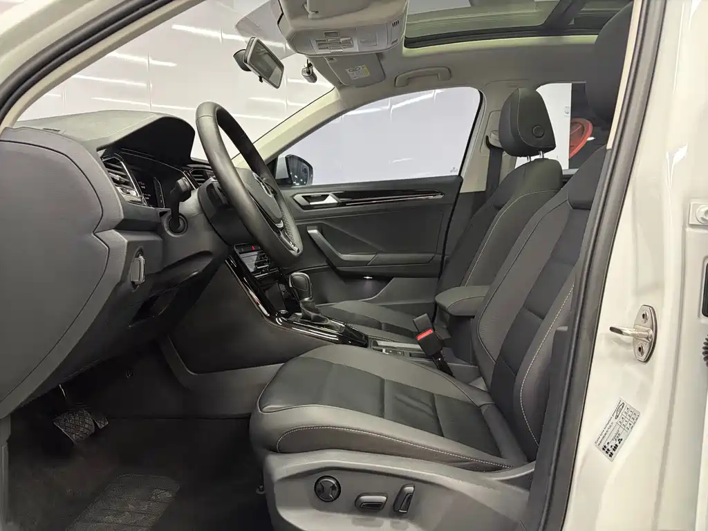 Volkswagen T-Roc 2022