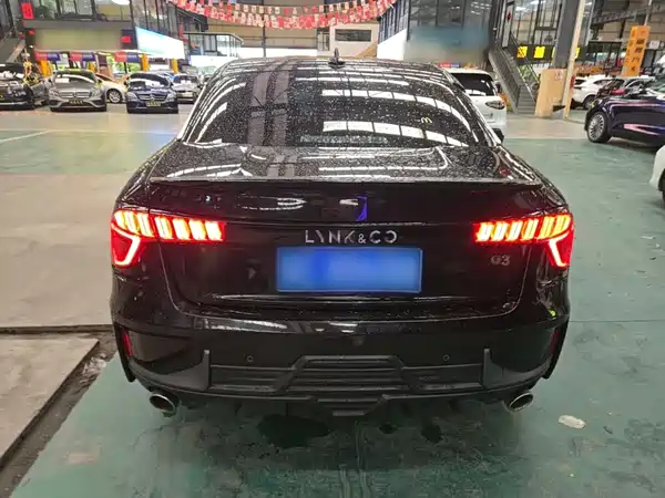 Lynk & Co 03 2021