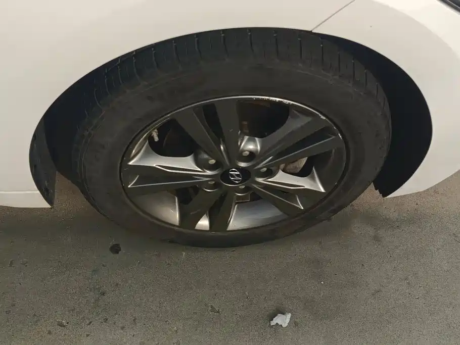 Hyundai Elantra 2022