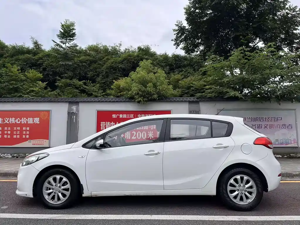Kia K3S 2014