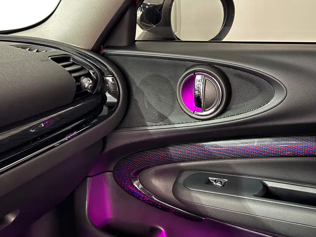 MINI Clubman 2021 — фото 12