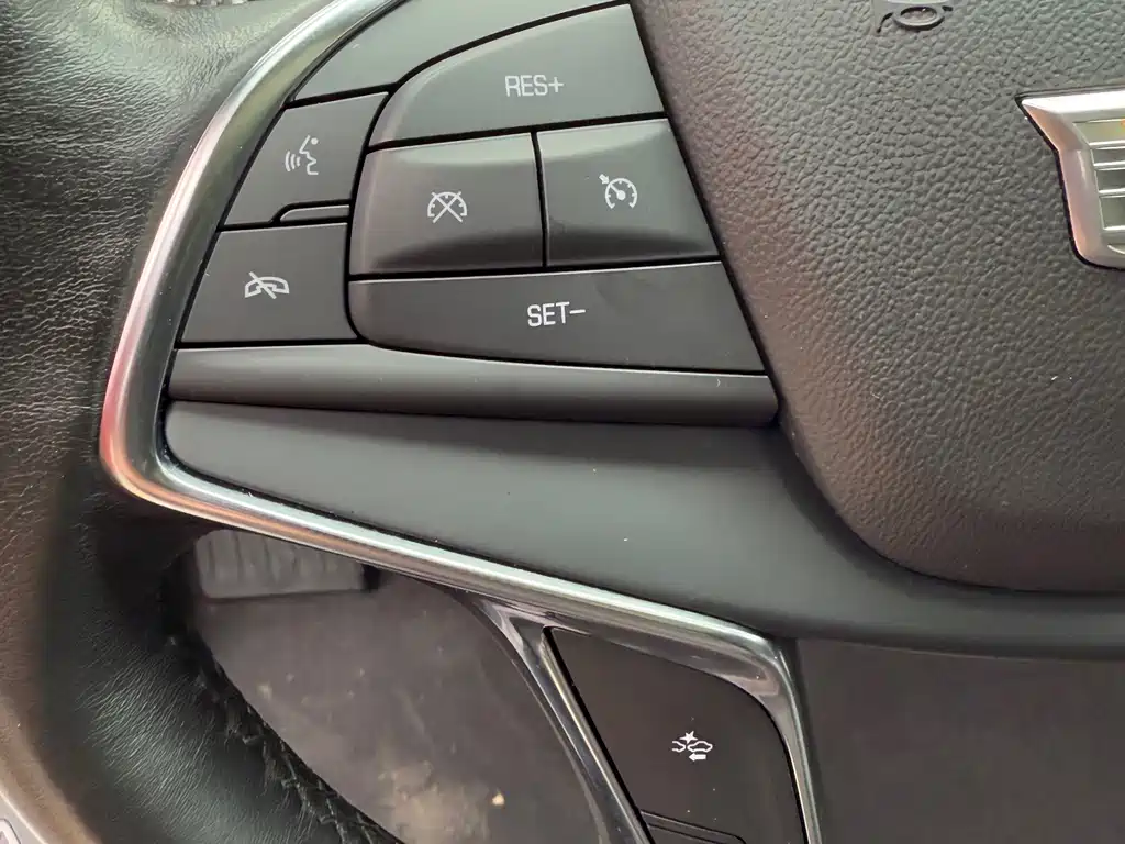Cadillac CT6 2023 — фото 15