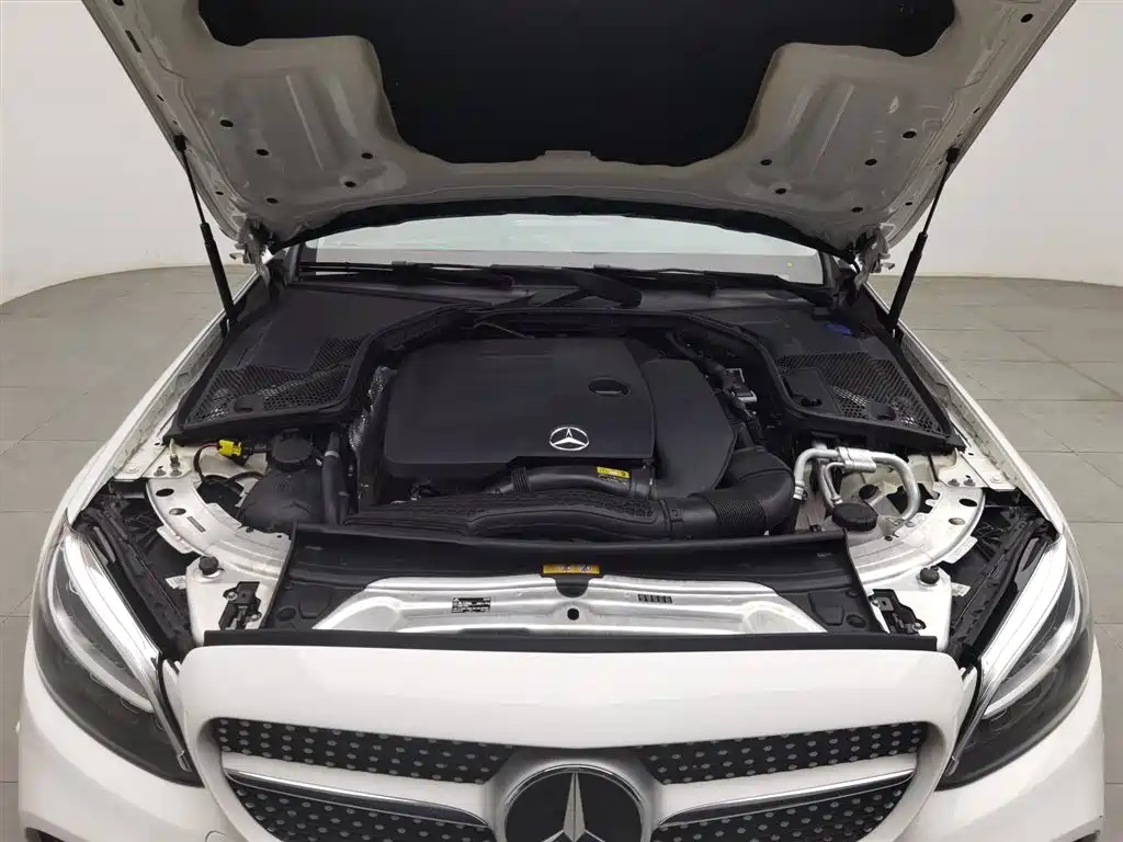Mercedes-Benz C-Class 2018