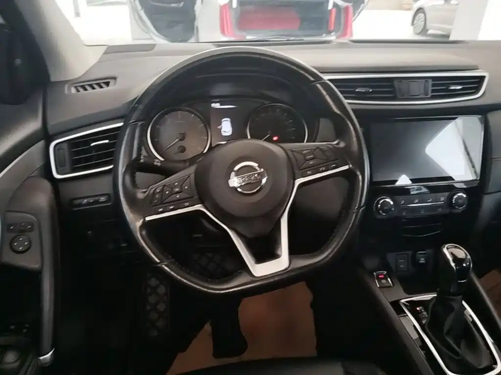 Nissan Qashqai 2021 — фото 11