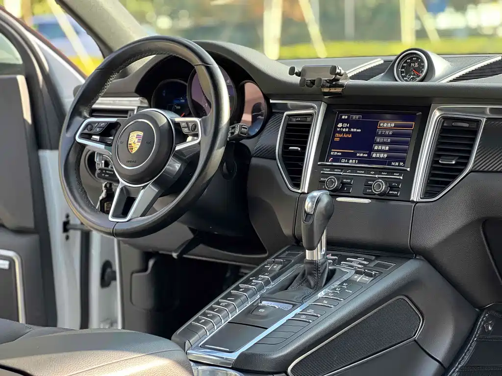 Porsche Macan 2016