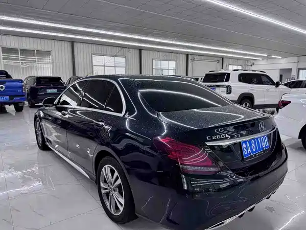 Mercedes-Benz C-Class 2022