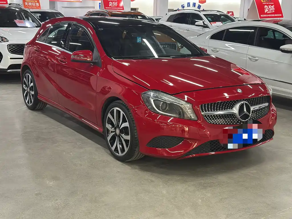 Mercedes-Benz A-Class 2016 — фото 2