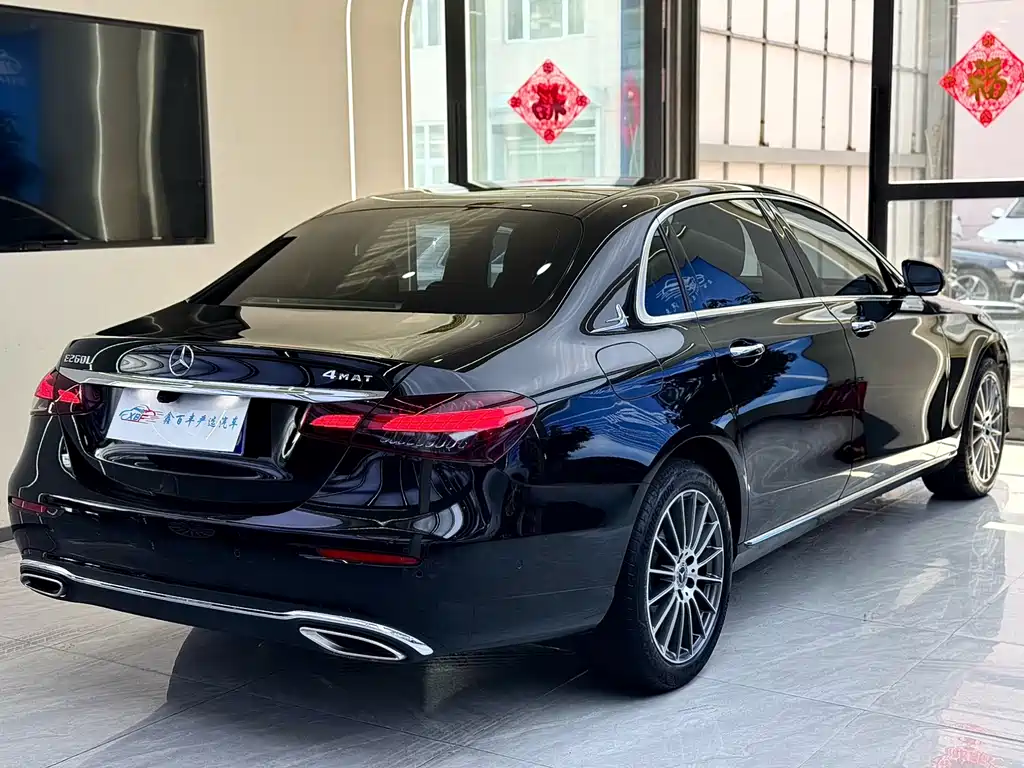 Mercedes-Benz E-Class 2021 — фото 10