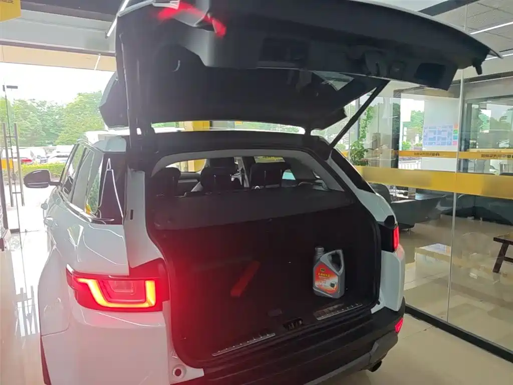 Land Rover Evoque 2017 — фото 19
