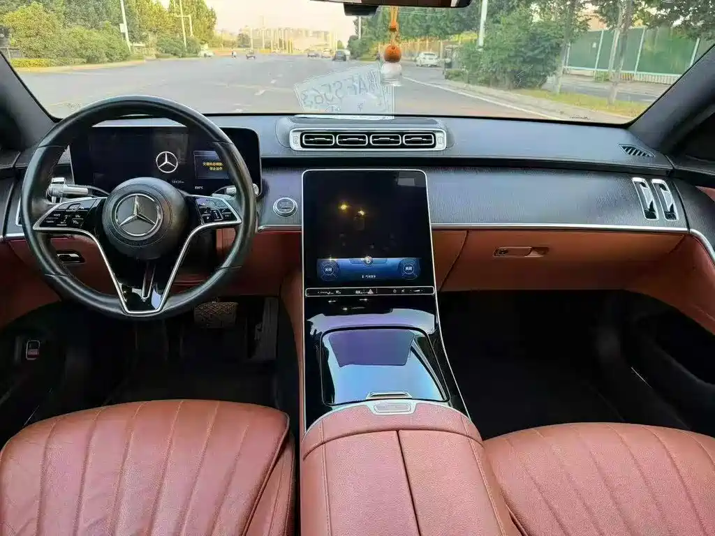 Mercedes-Benz S-Class 2021