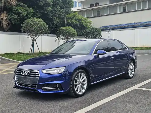 Audi A4L 2018