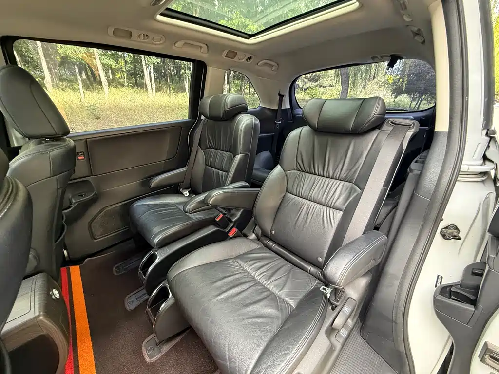 Honda Odyssey 2018 — фото 12