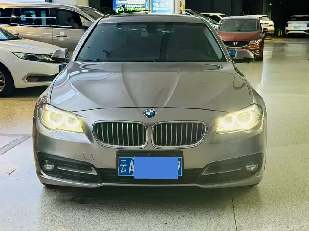 BMW 5 Series 2015 — фото 2