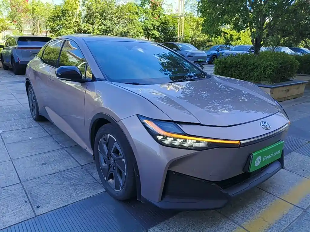 Toyota bZ3 2023