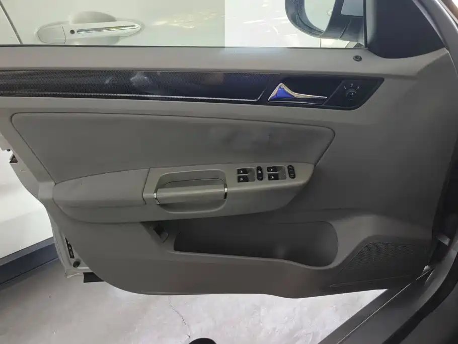 Volkswagen Bora 2014