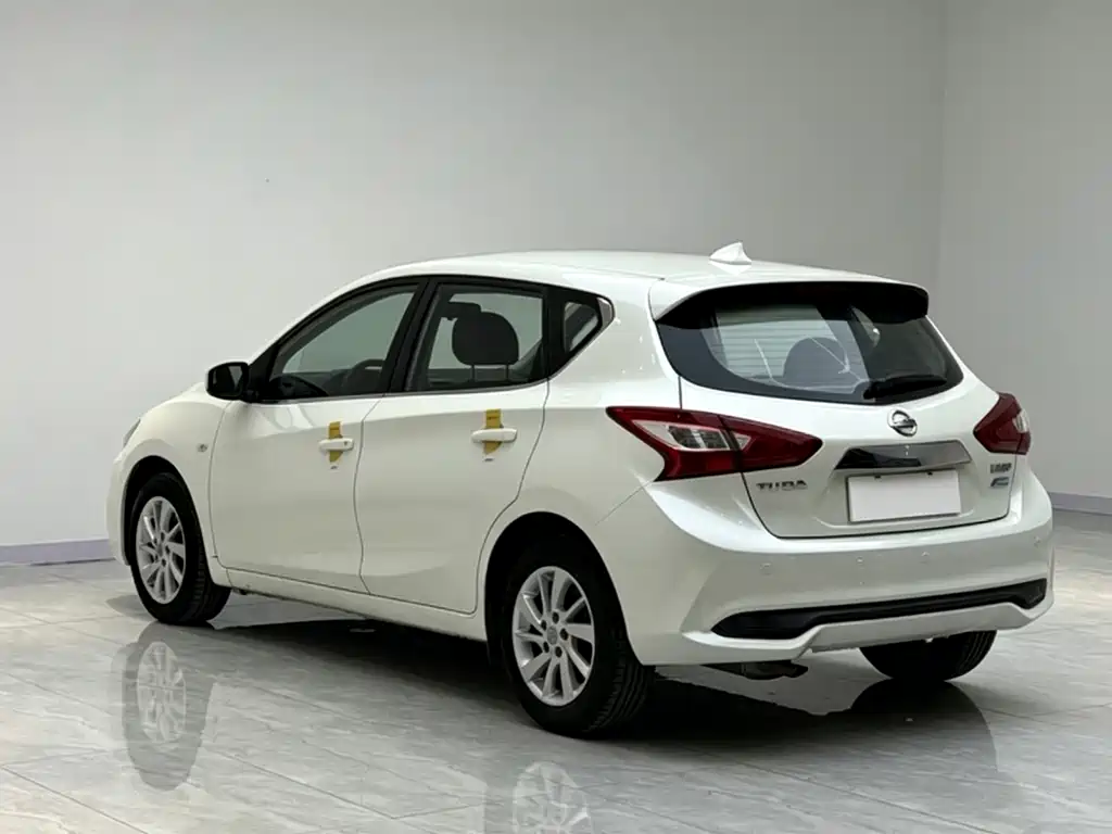 Nissan Tiida 2017