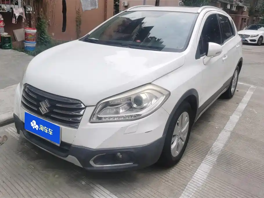 Suzuki S-Cross 2014