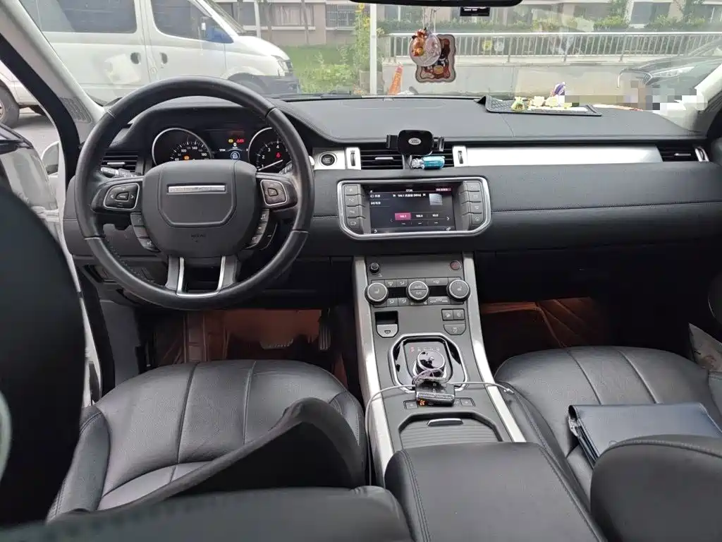Land Rover Range Rover Evoque 2019 — фото 13