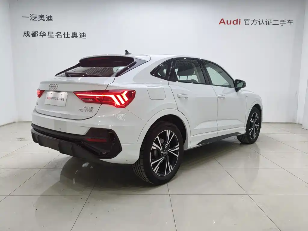 Audi Q3 Sportback 2022 — фото 4