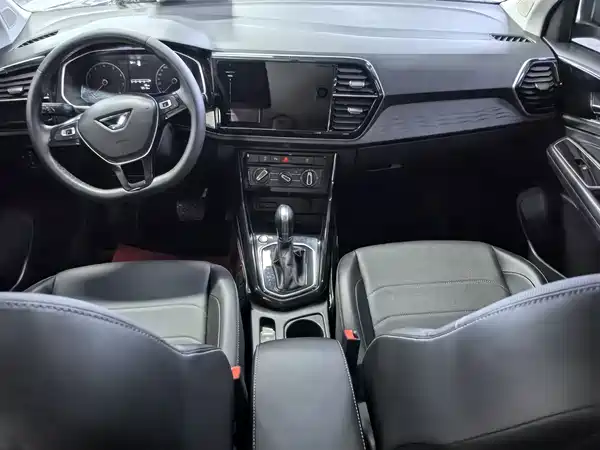 Jetta VS5 2022