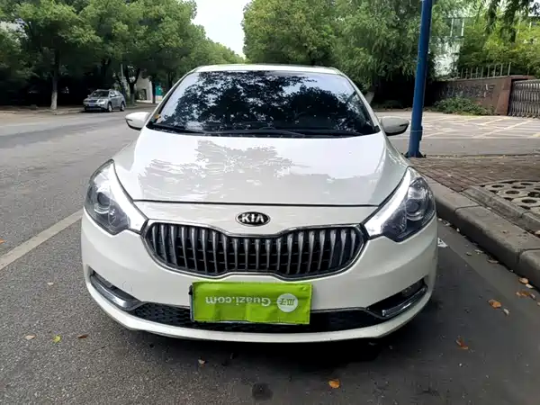 Kia K3 2016
