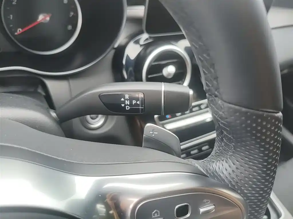 Mercedes-Benz C-Class 2019 — фото 14