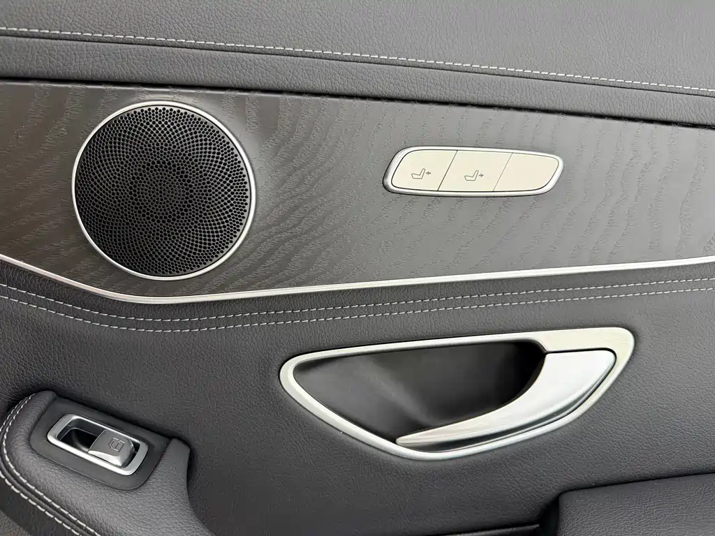 Mercedes-Benz C-Class 2017 — фото 11