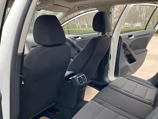 Volkswagen Golf 2013