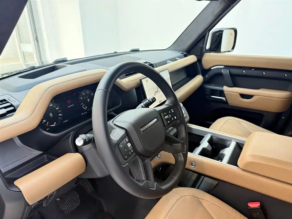 Land Rover Defender 2025 — фото 13