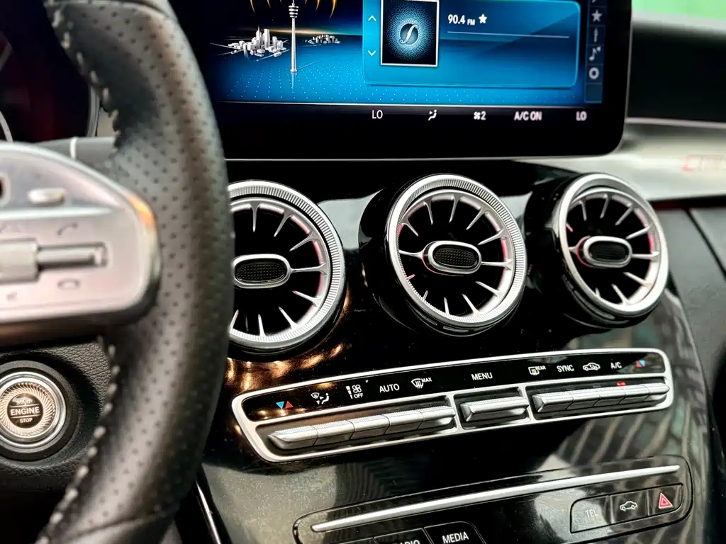 Mercedes-Benz C-Class 2019 — фото 17