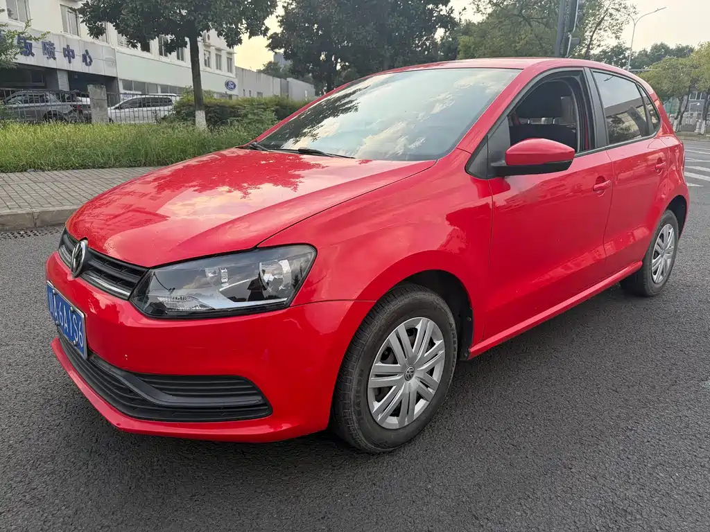 Volkswagen Polo 2015