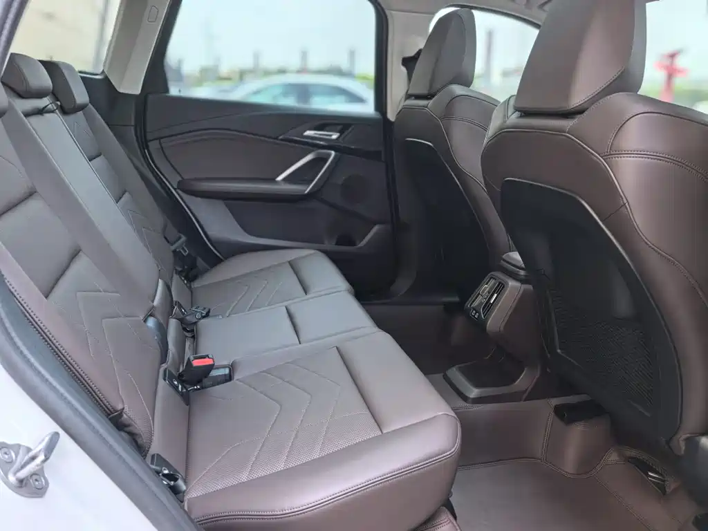 BMW X1 2023 — фото 15