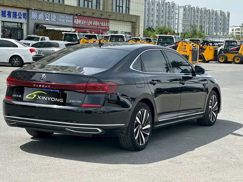 Volkswagen Passat 2021