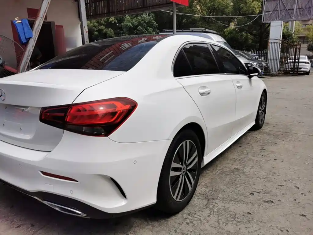 Mercedes-Benz A-Class 2019 — фото 7