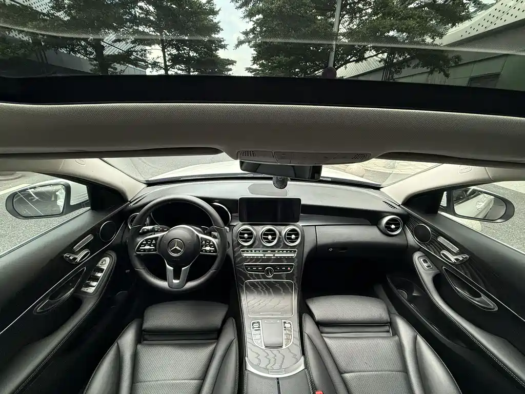 Mercedes-Benz C-Class 2021 — фото 18