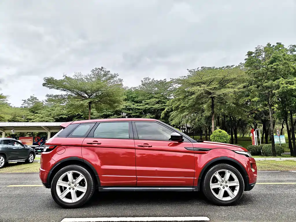 Land Rover Evoque 2015 — фото 8