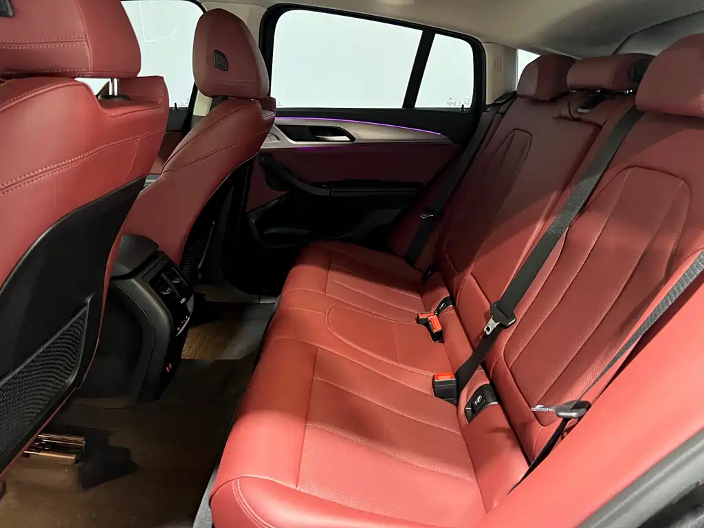 BMW X4 2023 — фото 13