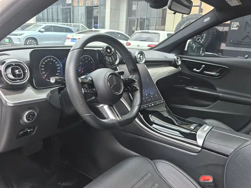 Mercedes-Benz C-Class 2022